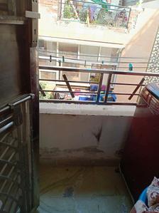 Living Room Image of 950 Sq.ft 3 BHK Builder Floor for sale in Geeta Colony New Delhi for Rs. 8300000
