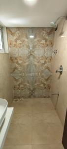 Bathroom Image of 560 Sq.ft 1 BHK Apartment / Flat for sale in Salasar Courtyard, Mira Road East Mira Bhayandar for Rs. 6500000