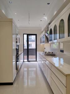 Kitchen Image of 3600 Sq.ft 4 BHK Builder Floor for rent in Independent Floors At DLF City Phase IV, DLF Phase 4 Gurgaon for Rs. 92000