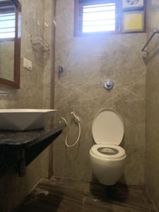 Bedroom Two Image of 1800 Sq.ft 3 BHK Apartment / Flat for rent in RMV Extension Stage 2 Bengaluru for Rs. 75000