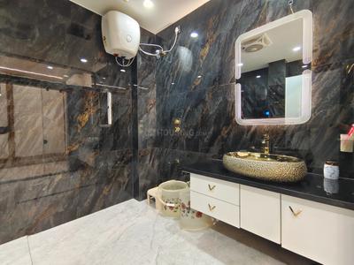 Bathroom Image of 6300 Sq.ft 5 BHK Independent House for sale in Maninagar Ahmedabad for Rs. 70000000
