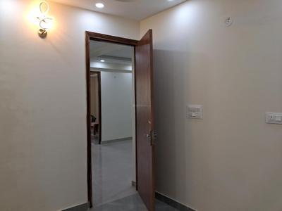 Bedroom Image of 1350 Sq.ft 3 BHK Apartment / Flat for sale in Phase 2 Noida for Rs. 5300000