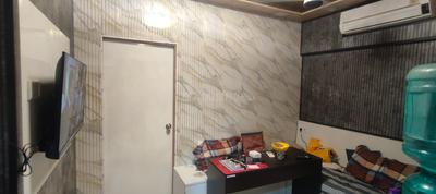 Hall Image of 430 Sq.ft 1 BHK Apartment / Flat for sale in Royal Palms Golden Isle, Goregaon East Mumbai for Rs. 4905000