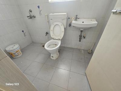 Image of 1062 Sq.ft 3 BHK Apartment / Flat for rent in Provident Cosmo City, Pudupakkam, Chennai for Rs. 26000