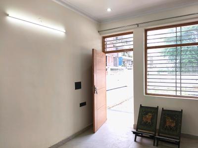 Bedroom Image of 1000 Sq.ft 1 RK Independent House for rent in HUDA Plot Sector 42, Sector 42 Gurgaon for Rs. 27000