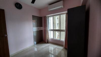Bedroom Image of 672 Sq.ft 2 BHK Apartment / Flat for sale in Thane West Thane for Rs. 12000000
