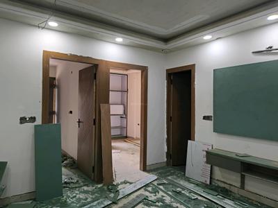 Living Room Image of 1100 Sq.ft 3 BHK Apartment / Flat for sale in Shastri Nagar Ghaziabad for Rs. 6565222