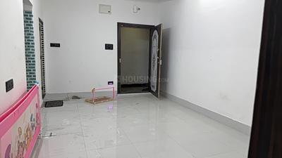 Living Room Image of 798 Sq.ft 2 BHK Apartment / Flat for sale in Picnic Garden Kolkata for Rs. 3900000