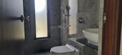 Bathroom Image of 1500 Sq.ft 3 BHK Apartment / Flat for rent in Dharamveer Nagar Thane for Rs. 85000