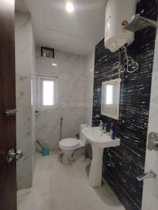 Bathroom Image of 1400 Sq.ft 2.5 BHK Builder Floor for sale in GMS Road Dehradun for Rs. 7500000