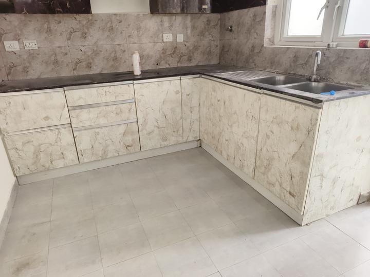 Orris Aster Court Premier Main Image 1