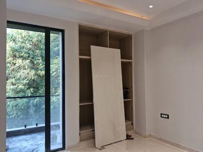 Bedroom Image of 1800 Sq.ft 3 BHK Builder Floor for sale in Paschim Vihar New Delhi for Rs. 37500000