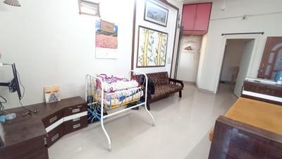 Bedroom Image of 550 Sq.ft 1 BHK Apartment / Flat for rent in Camp Pune for Rs. 25000