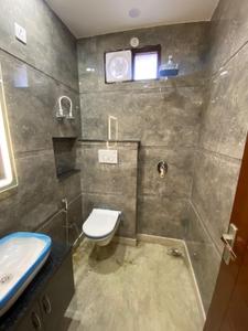Bathroom Image of 720 Sq.ft 2 BHK Builder Floor for rent in Mukherjee Nagar New Delhi for Rs. 31000