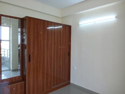 Bedroom Image of 650 Sq.ft 3 BHK Apartment / Flat for rent in Pyramid Infinity, Sector 70 Gurgaon for Rs. 20000