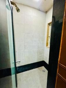 Bathroom Image of 3100 Sq.ft 3 BHK Independent House for rent in Velachery Chennai for Rs. 75000