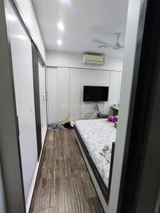 Bedroom Image of 650 Sq.ft 1 BHK Apartment / Flat for rent in Worli Mumbai for Rs. 80000
