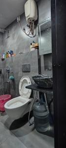 Image of 1050 Sq.ft 2 BHK Apartment / Flat for sale in Vashi, Navi Mumbai for Rs. 14200000