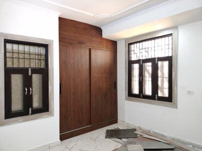 Bedroom Image of 1200 Sq.ft 3 BHK Apartment / Flat for sale in Shalimar Garden Ghaziabad for Rs. 5250000