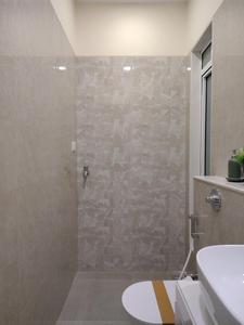 Common Bathroom Image of 777 Sq.ft 1 BHK Apartment / Flat for rent in Ashar Arize Tower B And C, Kalwa Thane for Rs. 30000