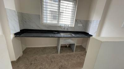 Kitchen Image of 670 Sq.ft 1 BHK Apartment / Flat for rent in Space Park I, Mahalakshmi Nagar Indore for Rs. 12500