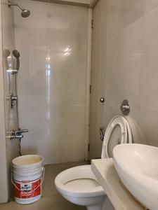 Common Bathroom One Image of 900 Sq.ft 2 BHK Apartment / Flat for sale in Kasarvadavali Thane for Rs. 9000000