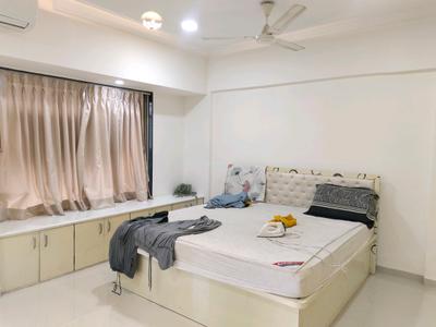 Bedroom Image of 1360 Sq.ft 3 BHK Apartment / Flat for sale in V R Keshav Kunj 3, Sanpada Navi Mumbai for Rs. 42000000
