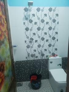 Bathroom Image of 650 Sq.ft 2 BHK Apartment / Flat for rent in Mavelikara Alappuzha for Rs. 19000