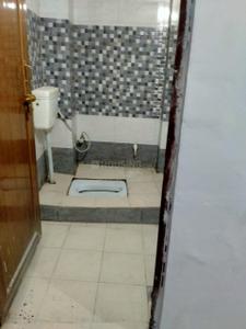 Bathroom Image of 950 Sq.ft 2 BHK Independent House for rent in Para Lucknow for Rs. 7000