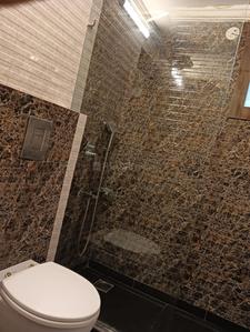 Bathroom Image of 2700 Sq.ft 5 BHK Builder Floor for sale in Palm Floor Ardee City, Sector 52 Gurgaon for Rs. 28000000