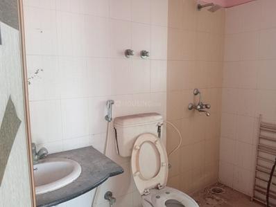 Bathroom Image of 1478 Sq.ft 3 BHK Apartment / Flat for rent in Belghoria Kolkata for Rs. 27500