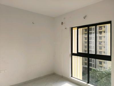 Bedroom Image of 816 Sq.ft 2 BHK Apartment / Flat for rent in Runwal Gardens, Dombivli East Thane for Rs. 17000