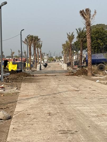 Ideal Leaf Corridor Main Image 1