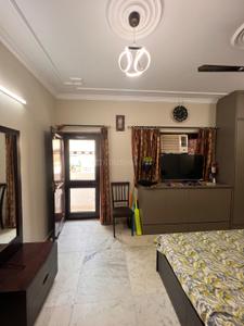 Bedroom Image of 1620 Sq.ft 3 BHK Builder Floor for sale in Rajouri Garden New Delhi for Rs. 20000000