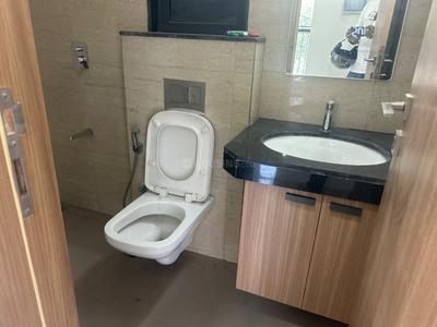 Bathroom Image of 1050 Sq.ft 2 BHK Apartment / Flat for sale in Godrej Urban Park, Powai Mumbai for Rs. 21200000