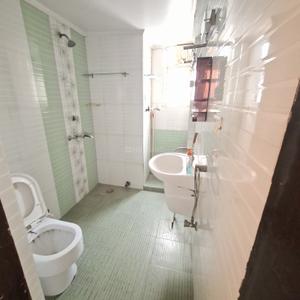 Image of 1300 Sq.ft 3 BHK Apartment / Flat for sale in Patparganj, New Delhi for Rs. 25500088