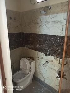 Bathroom Image of 1000 Sq.ft 3 BHK Builder Floor for rent in Sector 23 Dwarka New Delhi for Rs. 18500
