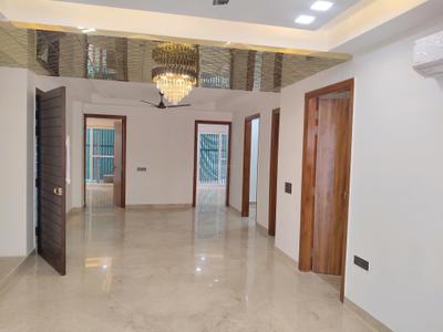Living Room Image of 2050 Sq.ft 4 BHK Builder Floor for sale in Ansal Esencia Sector 67, Sector 67 Gurgaon for Rs. 31000000