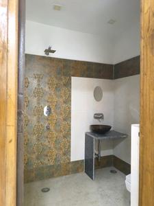 Common Bathroom Image of 1375 Sq.ft 3 BHK Builder Floor for sale in Indirapuram Ghaziabad for Rs. 10500000