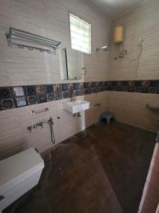 Bathroom Image of 1800 Sq.ft 3 BHK Independent House for rent in Motera Ahmedabad for Rs. 35000