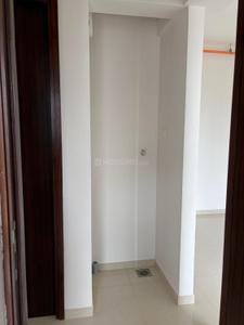 Image of 650 Sq.ft 1.5 BHK Apartment / Flat for rent in Kalpataru Elitus, Mulund West, Mumbai for Rs. 52000
