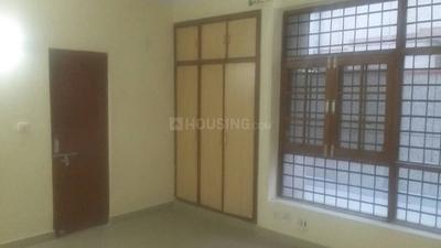 Bedroom Image of 1650 Sq.ft 2 BHK Independent House for rent in Sector 36 Noida for Rs. 35000