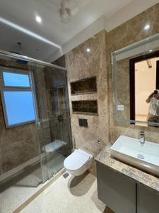 Bathroom Image of 3000 Sq.ft 4 BHK Builder Floor for sale in Saket New Delhi for Rs. 90000000