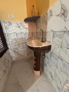 Image of 585 Sq.ft 2.5 BHK Independent House for rent in Burari, New Delhi for Rs. 9000