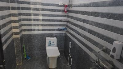Image of 915 Sq.ft 3 BHK Builder Floor for rent in Sector 16 Dwarka, New Delhi for Rs. 27500