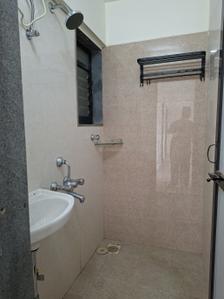 Bathroom Image of 450 Sq.ft 1 BHK Apartment / Flat for rent in Geetai Siena, Vikhroli East Mumbai for Rs. 33499