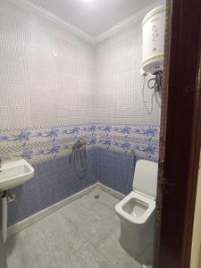 Image of 800 Sq.ft 3 BHK Builder Floor for sale in Govindpuri, New Delhi for Rs. 5800000