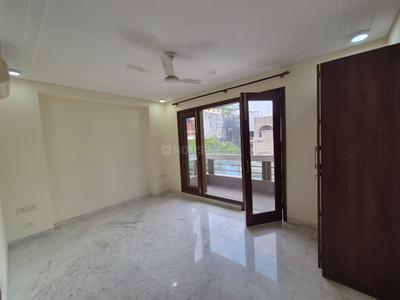 Bedroom Image of 2250 Sq.ft 3 BHK Builder Floor for sale in Greater Kailash II New Delhi for Rs. 61000000