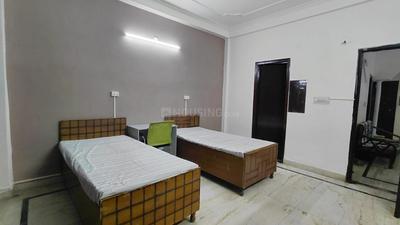 Bedroom Image of Friends pg in Sector 3, Noida