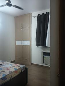 Bedroom Image of 960 Sq.ft 2 BHK Apartment / Flat for rent in Jaypee Kosmos, Sector 134 Noida for Rs. 32000